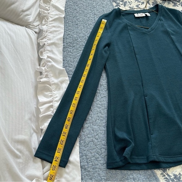 Denim & Co Top  Swing Style Front Pockets Long Sleeve Oversized XS - Picture 12 of 12